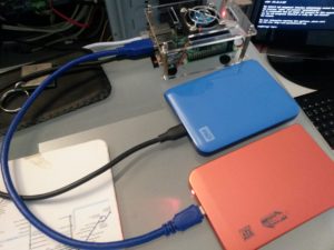 Discos duros USB conectados a Raspberry pi3